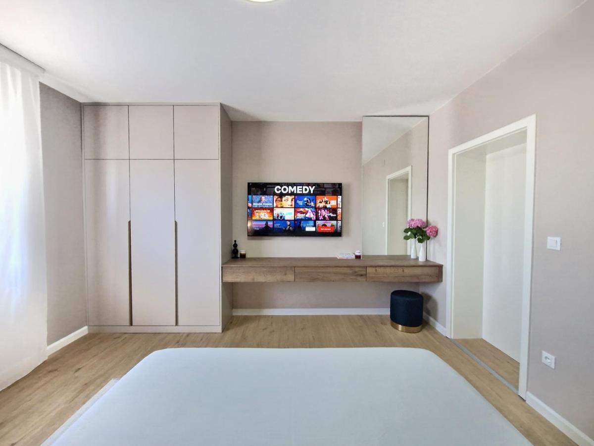 רוביני Apartments Jasna מראה חיצוני תמונה
